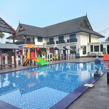 Villa Wanie Inn Setiu Exterior photo